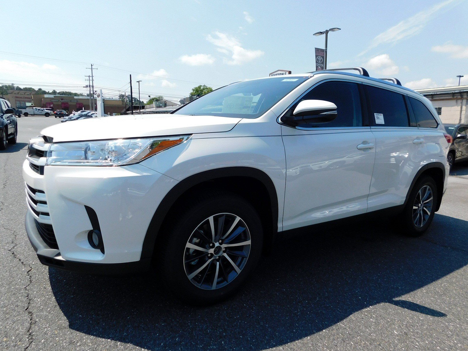 New 2019 Toyota Highlander XLE V6 AWD Sport Utility in Trevose # ...