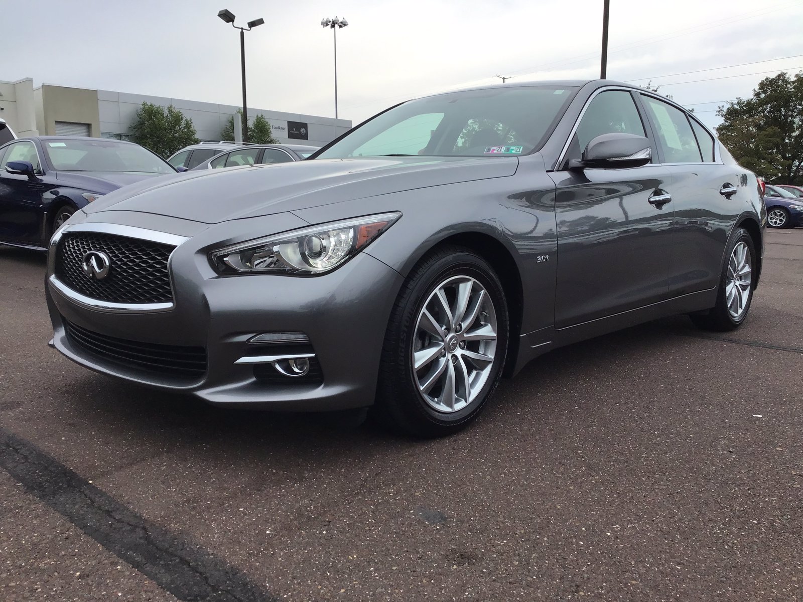 Pre-Owned 2017 INFINITI Q50 3.0t Premium 4dr Car in Trevose #HM841842